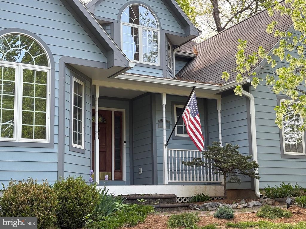63 HACKBERRY CIR, Shepherdstown, WV 25443