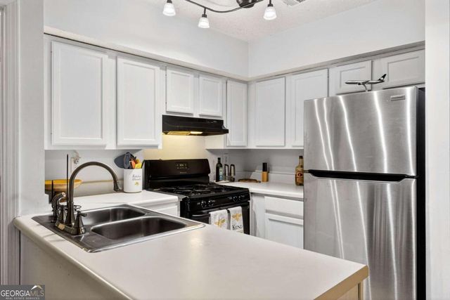 305 Cobblestone Trail, Avondale Estates, GA 30002