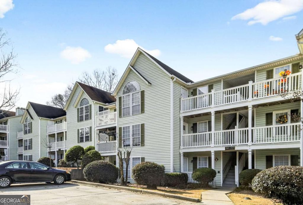 305 Cobblestone Trail, Avondale Estates, GA 30002