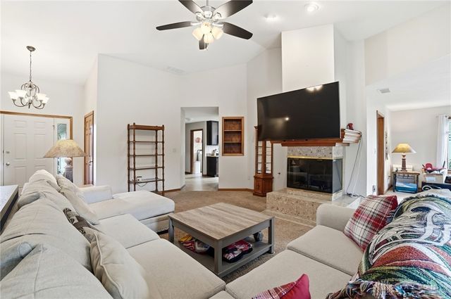 625 Lantana Court, Tipp City, OH 45371