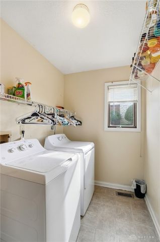 625 Lantana Court, Tipp City, OH 45371