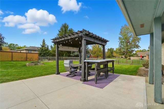 625 Lantana Court, Tipp City, OH 45371