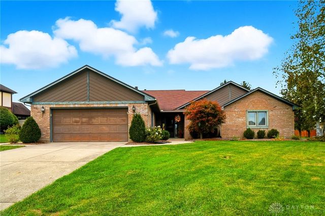 625 Lantana Court, Tipp City, OH 45371