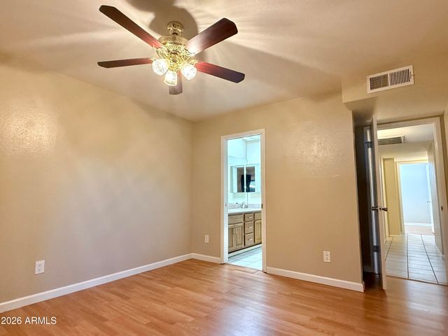 924 S HACIENDA Drive C, Tempe, AZ 85281