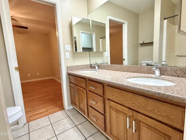 924 S HACIENDA Drive C, Tempe, AZ 85281
