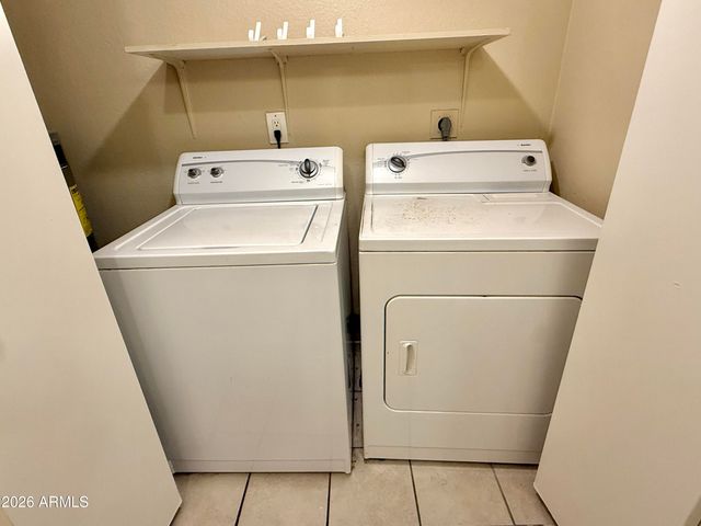 924 S HACIENDA Drive C, Tempe, AZ 85281