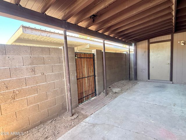 924 S HACIENDA Drive C, Tempe, AZ 85281