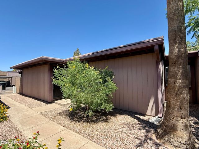 924 S HACIENDA Drive C, Tempe, AZ 85281