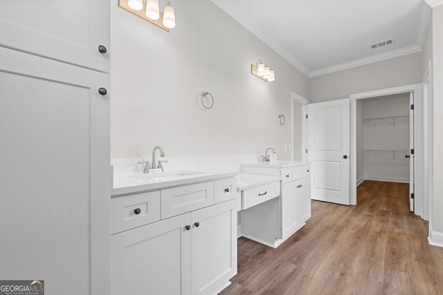 9 Honeysuckle Drive, Claxton, GA 30417