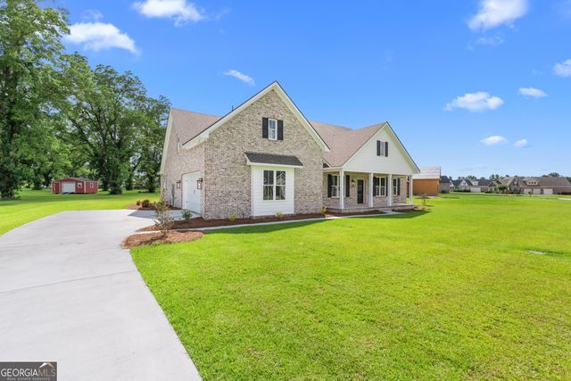 9 Honeysuckle Drive, Claxton, GA 30417