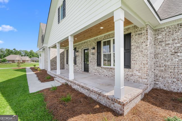 9 Honeysuckle Drive, Claxton, GA 30417