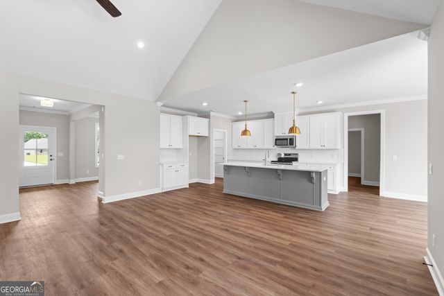 9 Honeysuckle Drive, Claxton, GA 30417