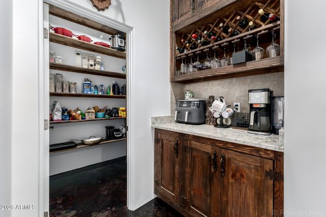 48148 N 16th Lane, New River, AZ 85087