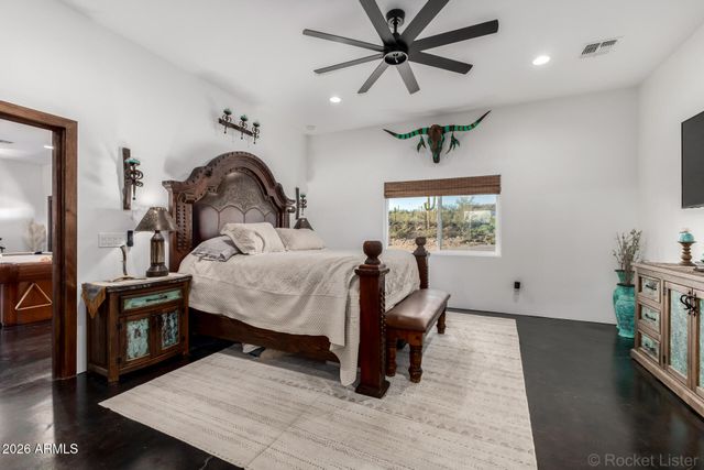 48148 N 16th Lane, New River, AZ 85087