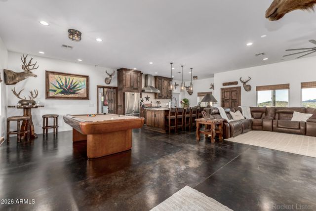 48148 N 16th Lane, New River, AZ 85087