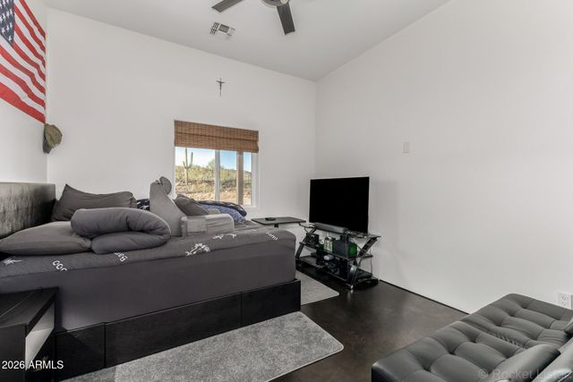 48148 N 16th Lane, New River, AZ 85087