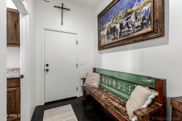 48148 N 16th Lane, New River, AZ 85087