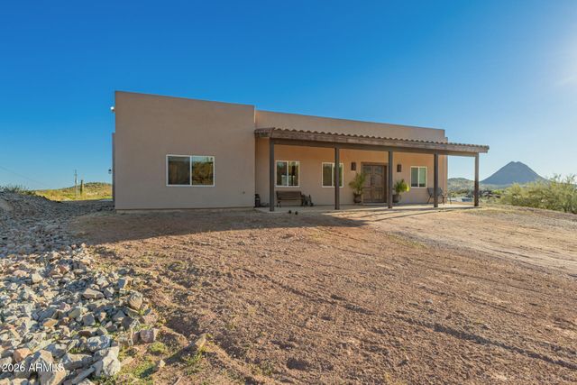 48148 N 16th Lane, New River, AZ 85087