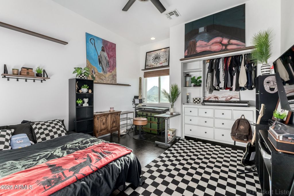 Image 23 of property listing at 48148 N 16th Lane, New River, AZ 85087