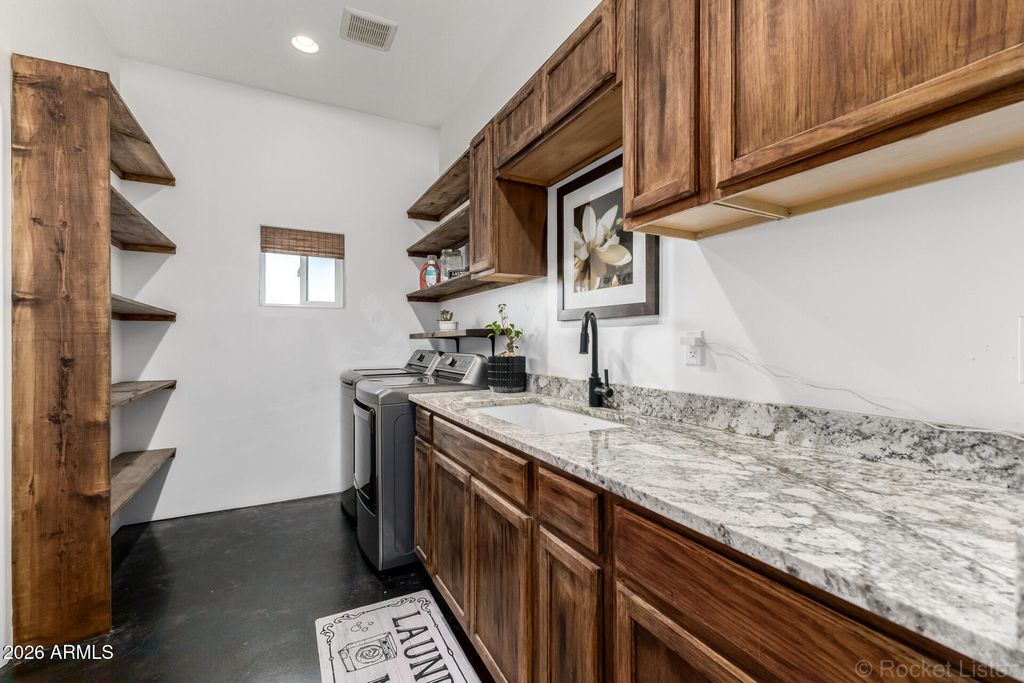 Image 28 of property listing at 48148 N 16th Lane, New River, AZ 85087