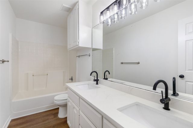 633 Cardinal Ridge Road, Burleson, TX 76028