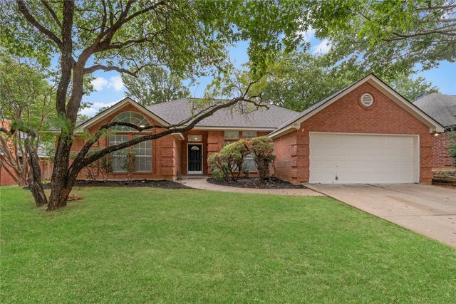 633 Cardinal Ridge Road, Burleson, TX 76028