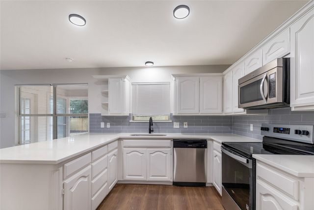 633 Cardinal Ridge Road, Burleson, TX 76028