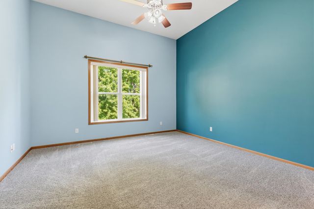 1767 Fescue Court, Shakopee, MN 55379