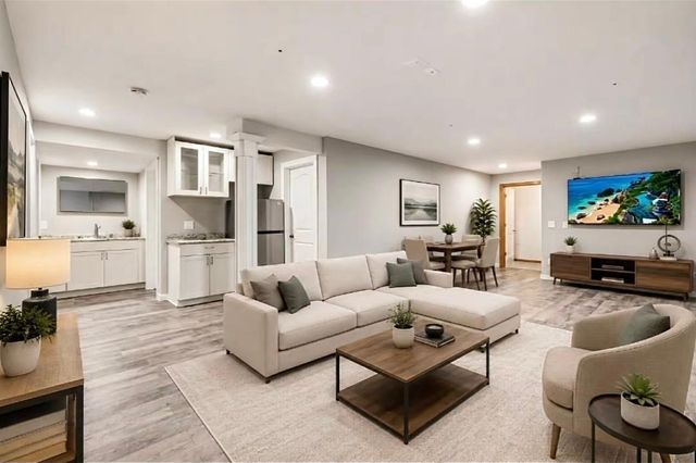 1767 Fescue Court, Shakopee, MN 55379