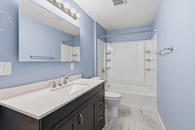 1767 Fescue Court, Shakopee, MN 55379