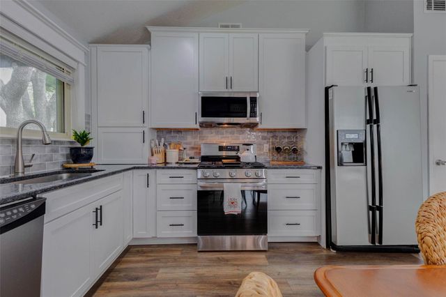 10006 Prospect Hill Drive, Houston, TX 77064