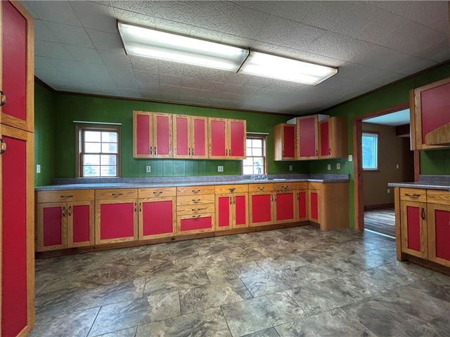 124 Bayard Street, Kane Boro, PA 16735