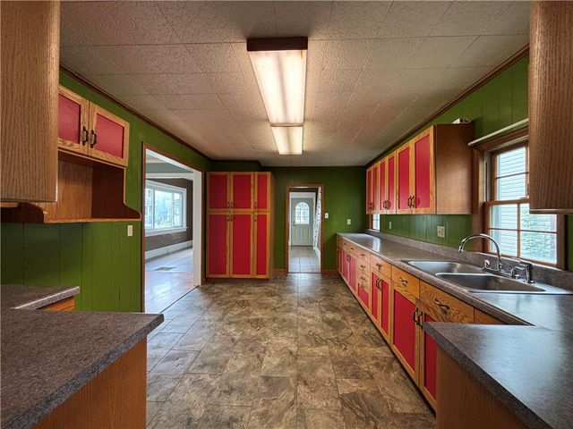 124 Bayard Street, Kane Boro, PA 16735