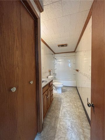 124 Bayard Street, Kane Boro, PA 16735