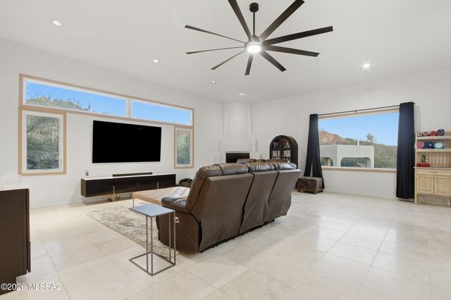 6202 N Vía Tres Patos, Tucson, AZ 85750