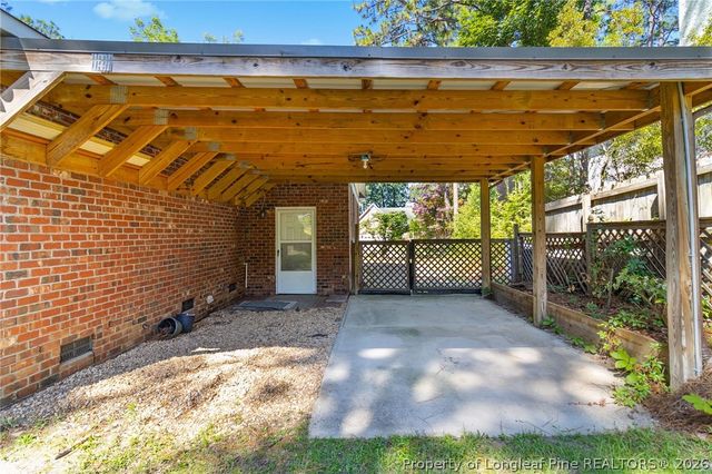 2082 Loganberry Drive, Fayetteville, NC 28304