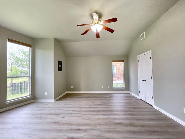 806 Bent Wood PL, Round Rock, TX 78665