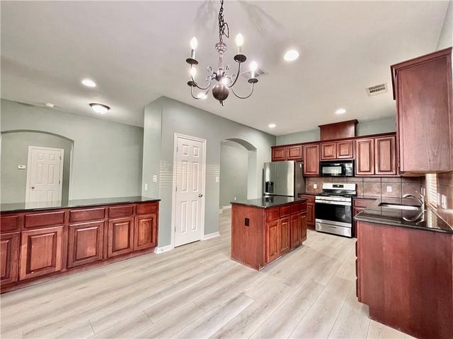 806 Bent Wood PL, Round Rock, TX 78665