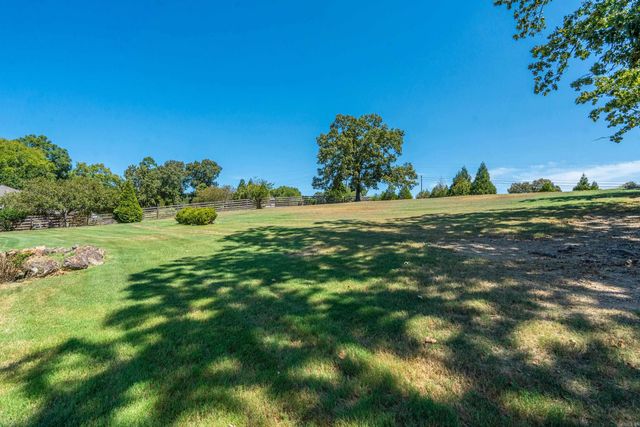 105 Trevor Court, Hot Springs, AR 71901