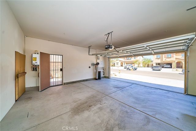 13023 Camino Valle Way, Victorville, CA 92394