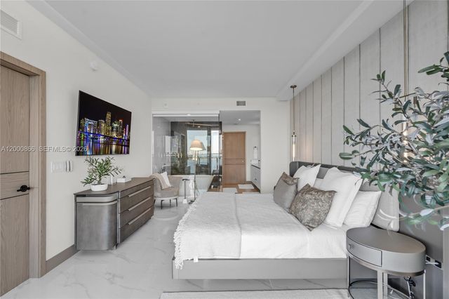 711 NE 23rd Ter 607, Miami, FL 33137