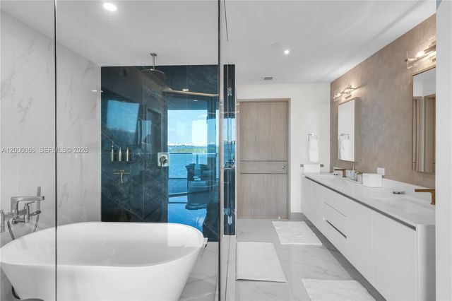 711 NE 23rd Ter 607, Miami, FL 33137