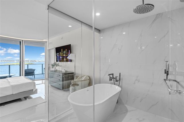 711 NE 23rd Ter 607, Miami, FL 33137