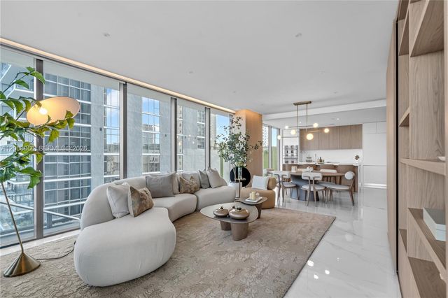 711 NE 23rd Ter 607, Miami, FL 33137