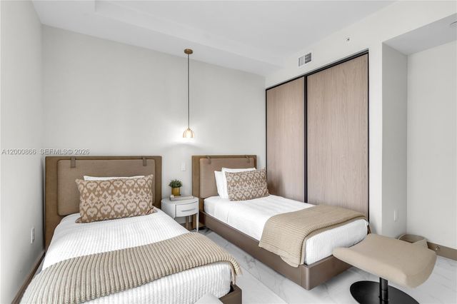 711 NE 23rd Ter 607, Miami, FL 33137