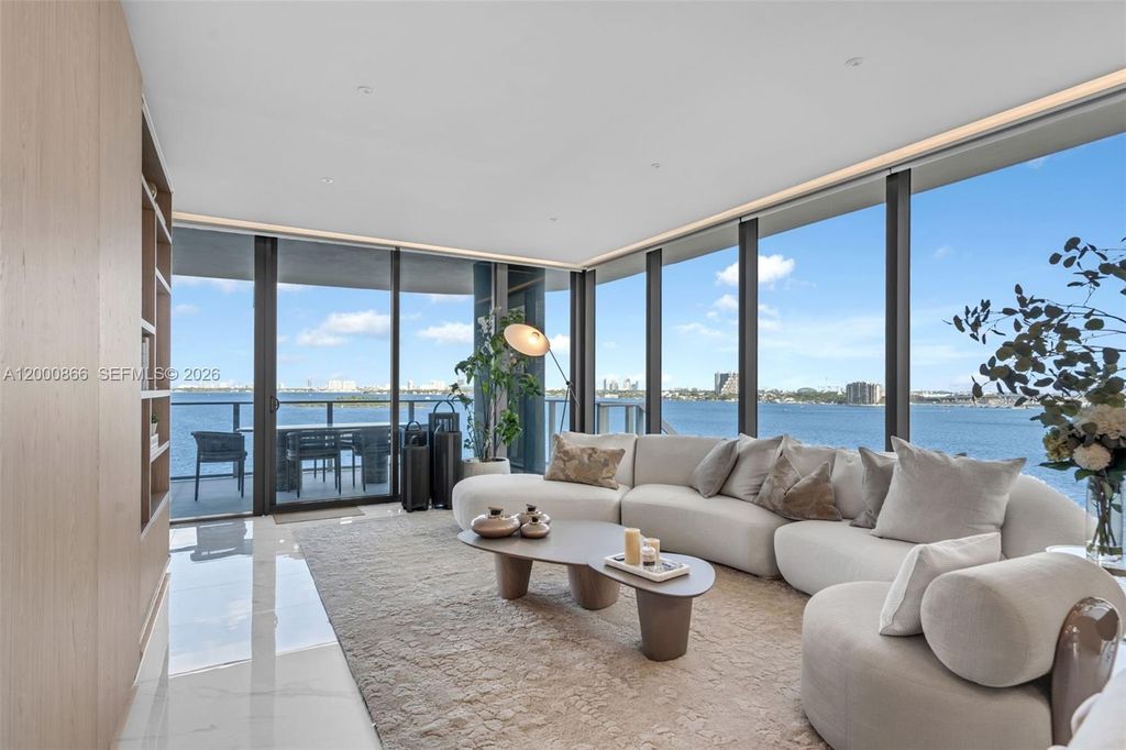 711 NE 23rd Ter 607, Miami, FL 33137