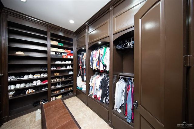 1007 Navajo Drive, Rio Grande City, TX 78582