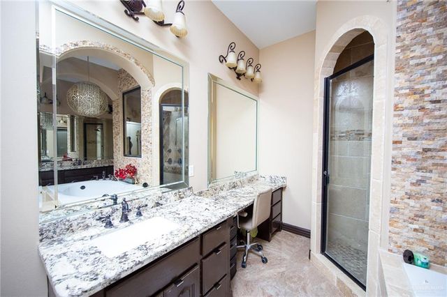 1007 Navajo Drive, Rio Grande City, TX 78582