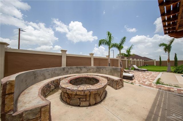 1007 Navajo Drive, Rio Grande City, TX 78582