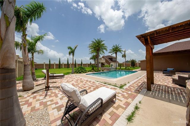 1007 Navajo Drive, Rio Grande City, TX 78582